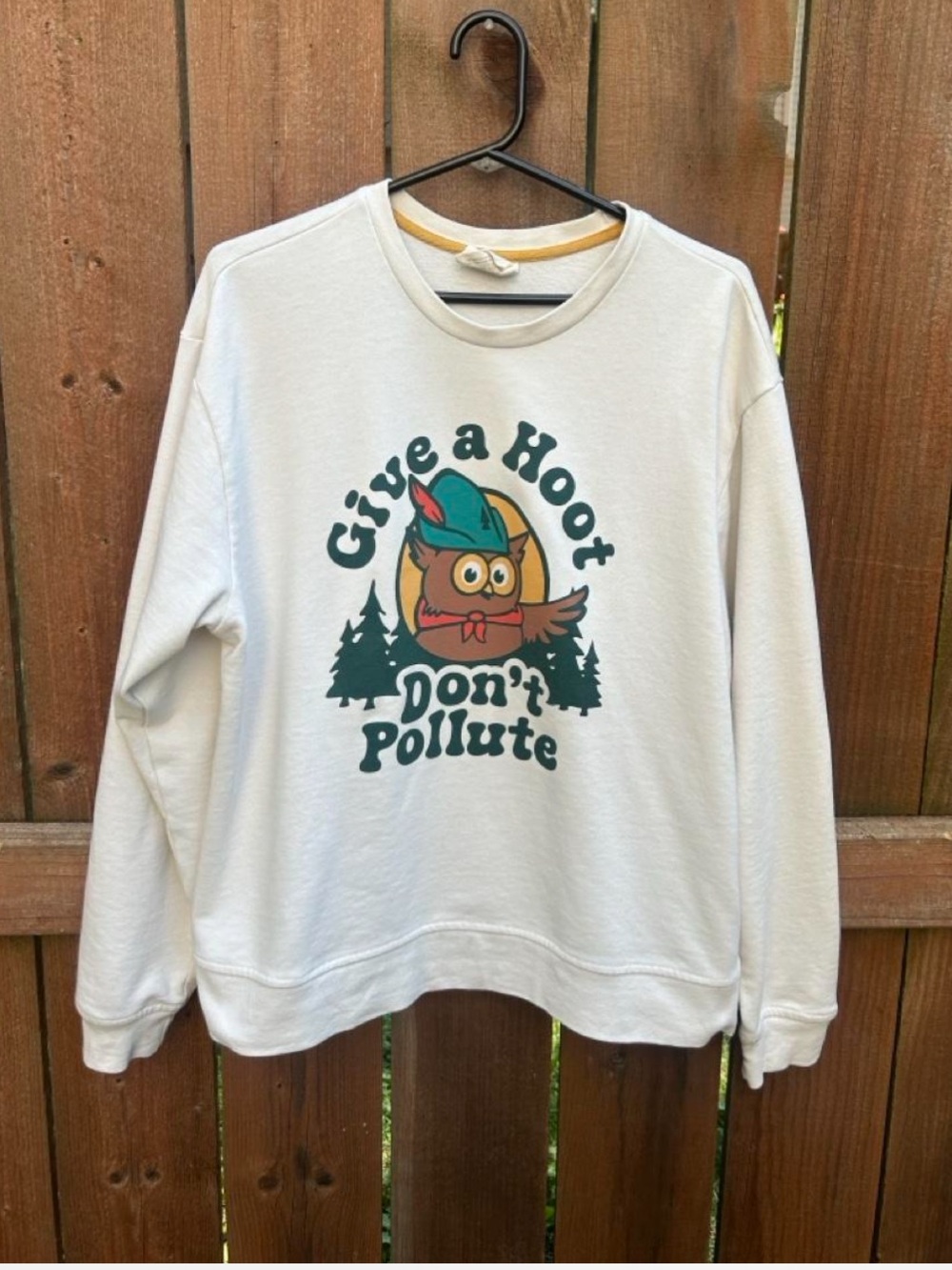 The Landmark Project Give A Hoot Don’t Pollute Crewneck Sweatshirt Size Medium